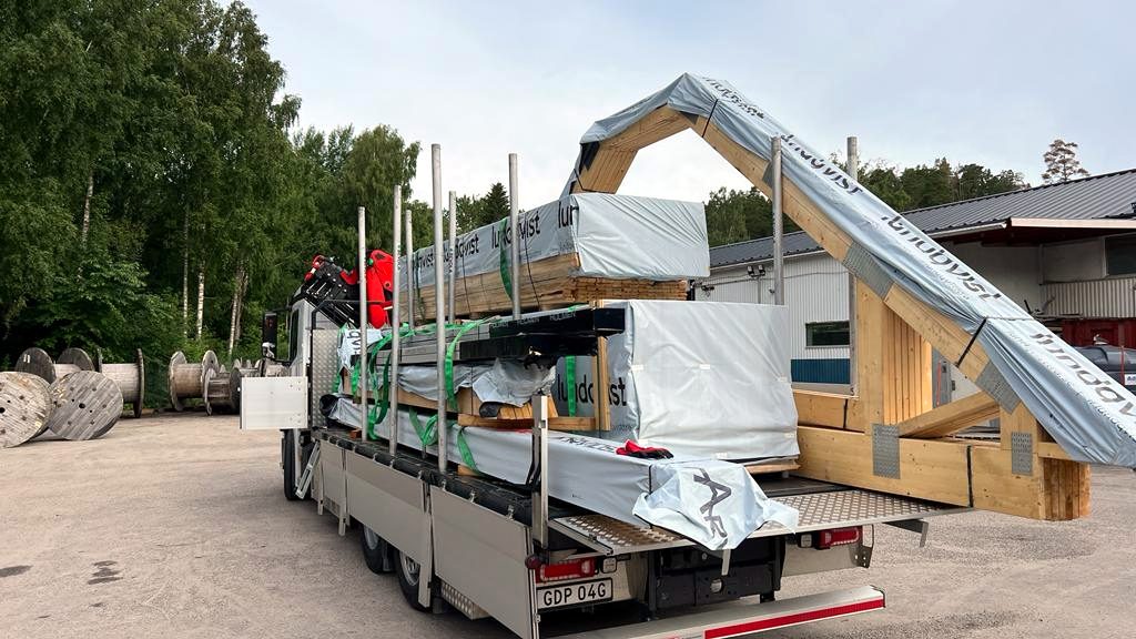 Transport & kranbil